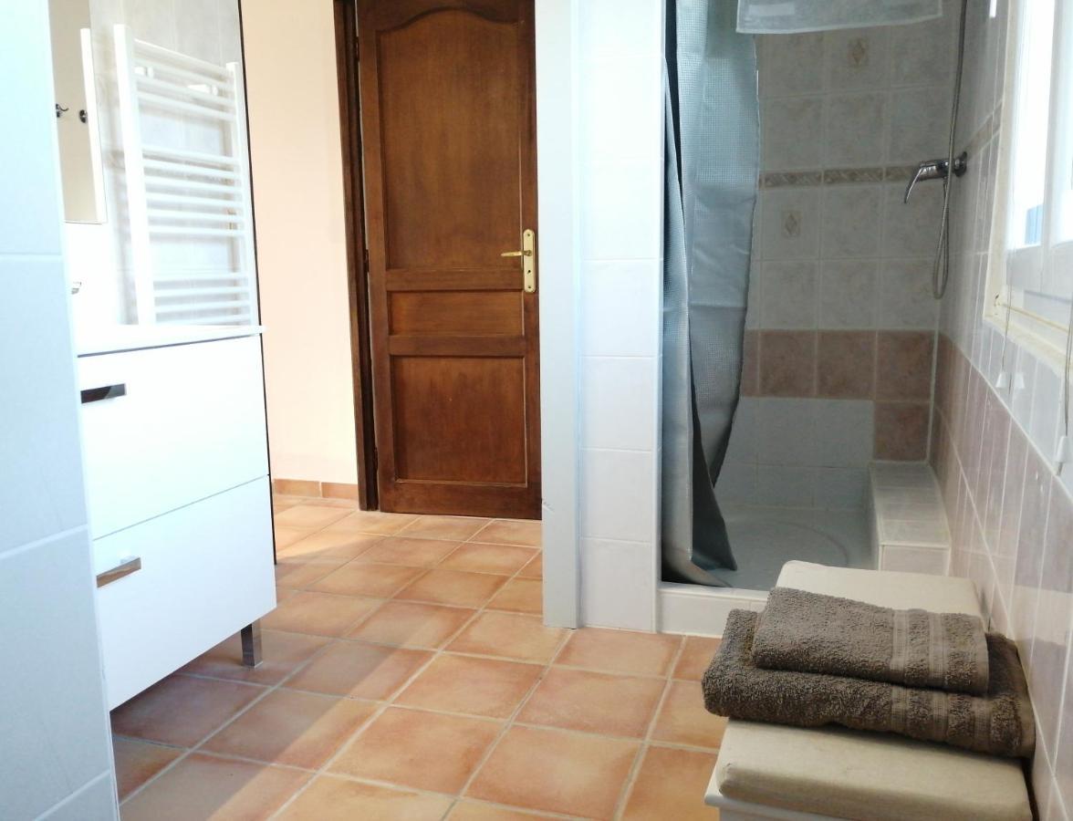 Appartement Les 3 Hirondelles à Pont-Saint-Esprit Extérieur photo